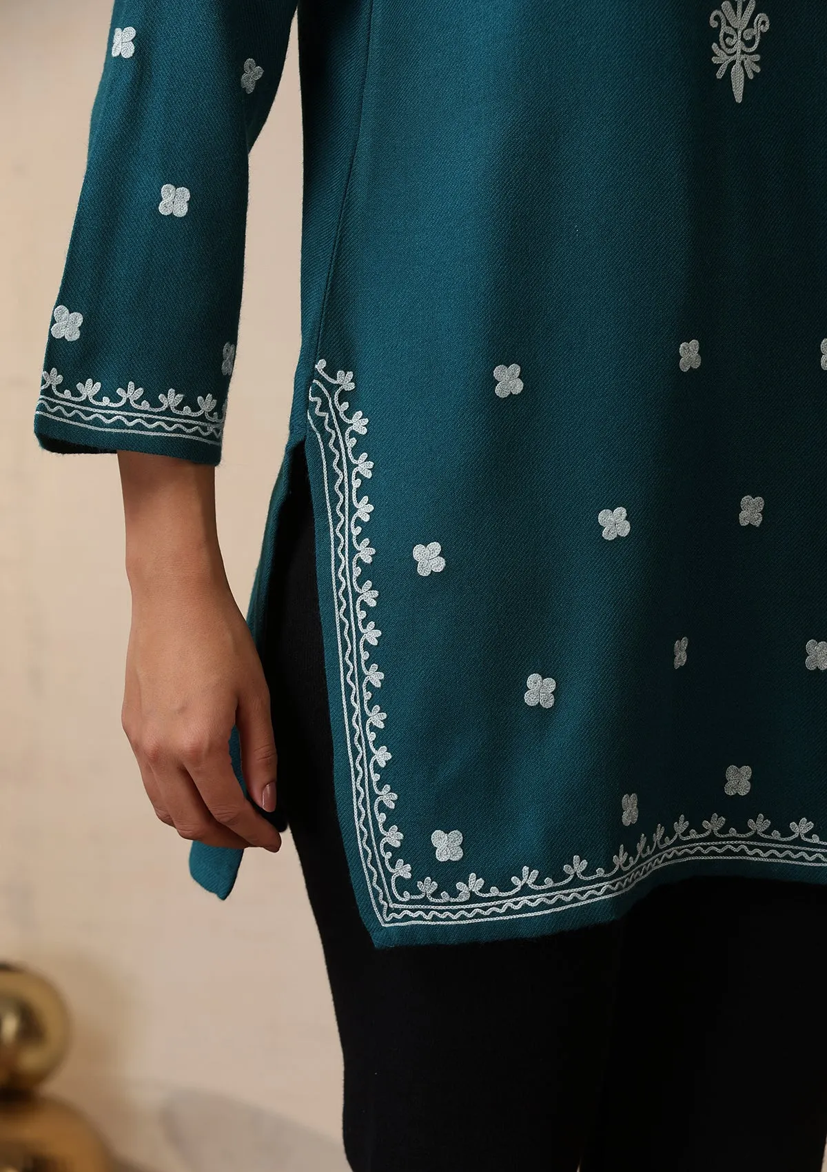 HOC Crafts Aari Embroidered Woollen Solid Women's Short Kurta - Teal