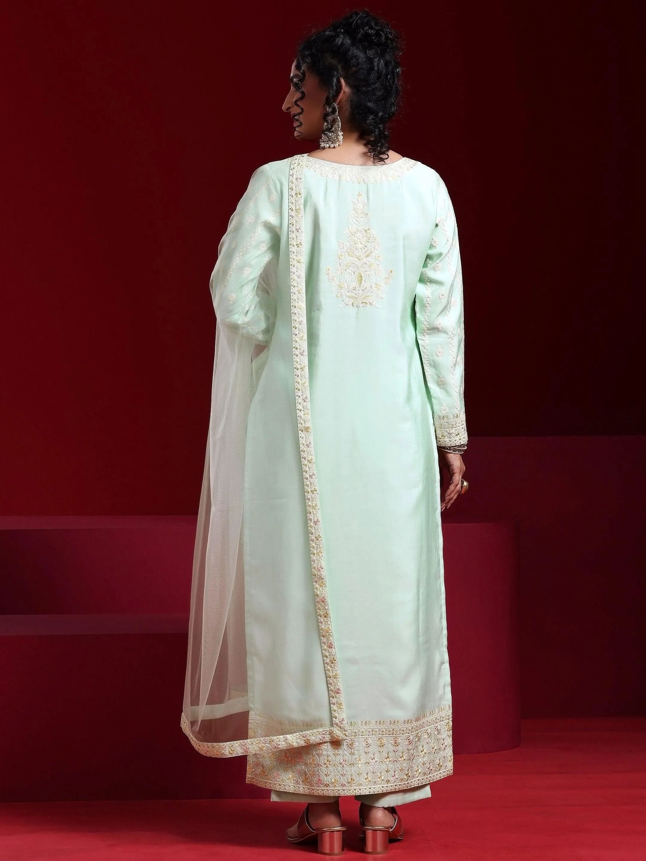 Jashvi Art Sea Green Embroidered Silk Blend Straight Suit With Dupatta