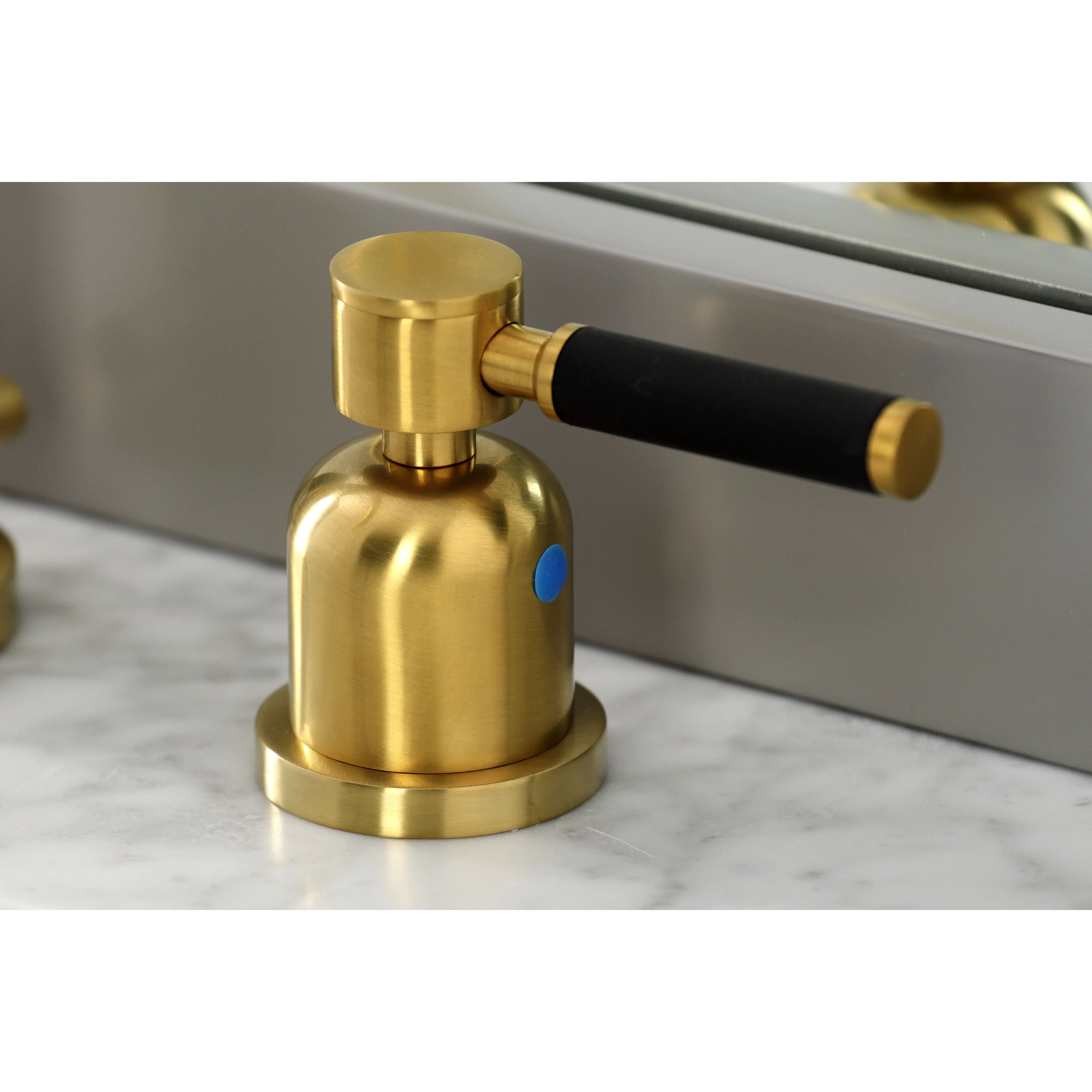 Kaiser Modern Widespread Bathroom Faucet