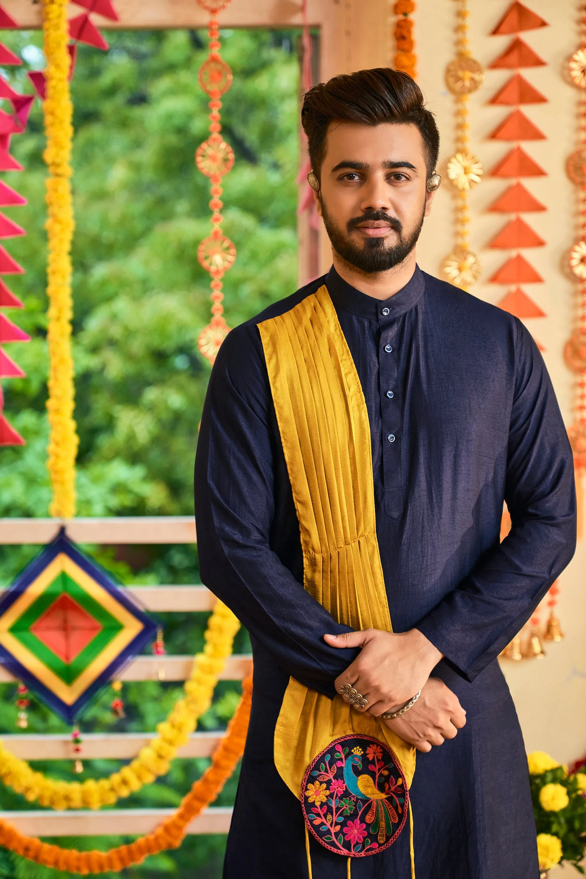 Men's Navy Art Silk Embroidered Kurta - Shubhkala