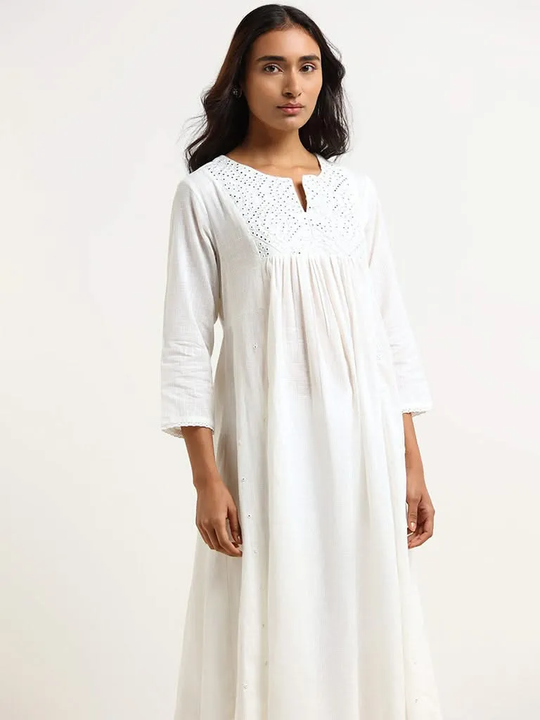 Utsa White Embroidered Kurta