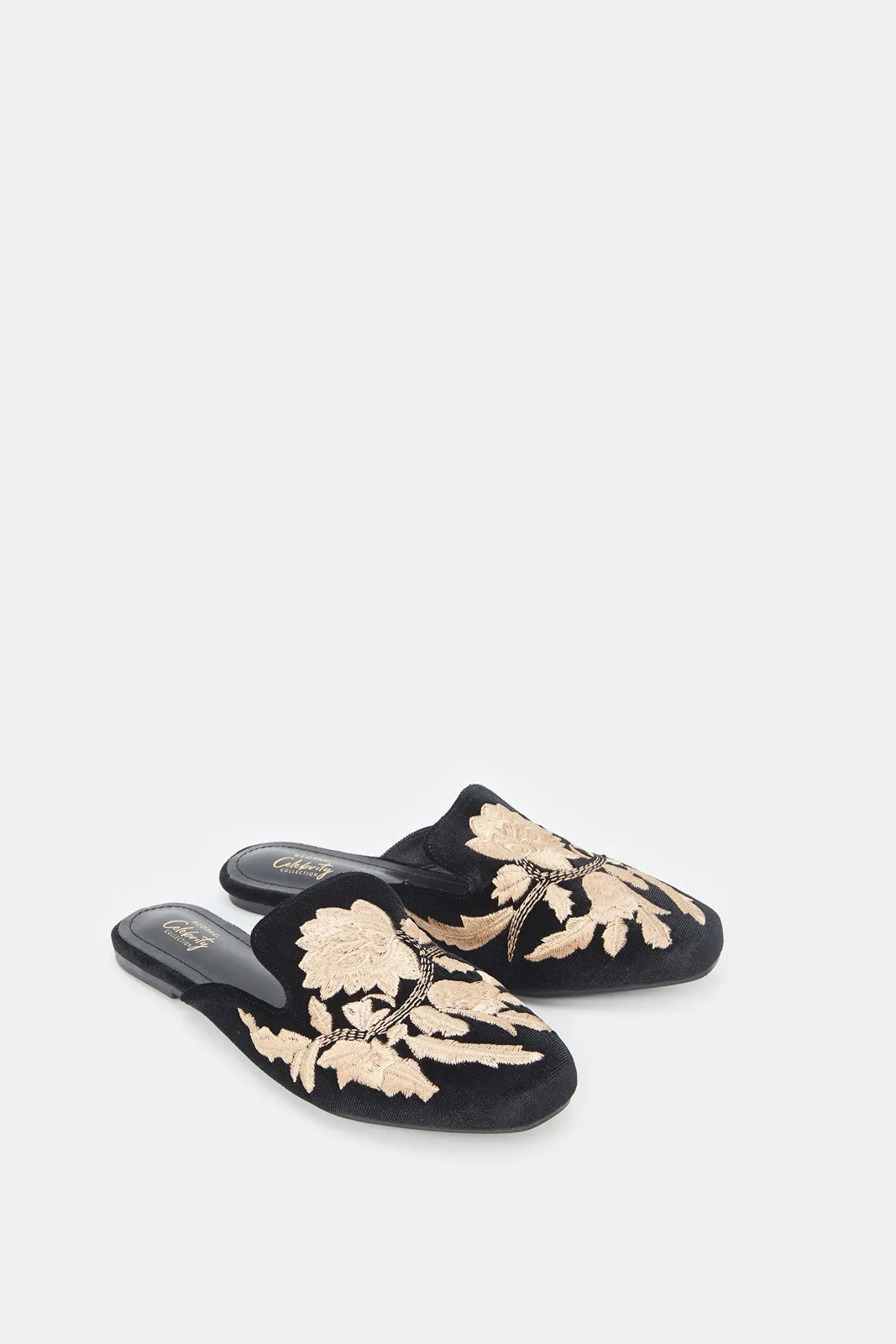 Women Black Embroidery Close Toe Mule