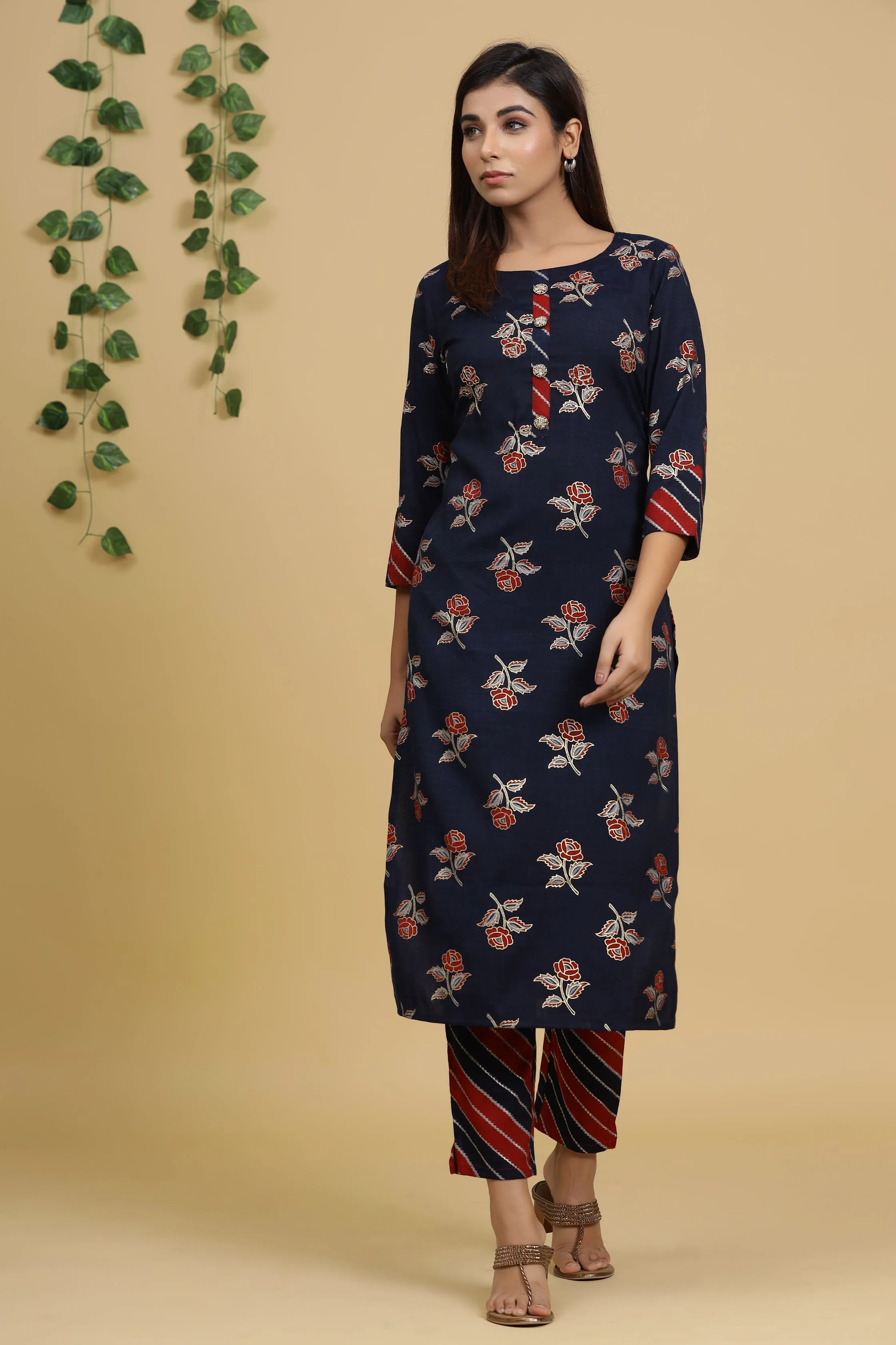 Women Navy Blue Printed Kurta Set